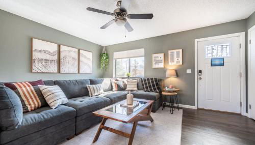 Hillside Horizon Firepit & BBQ w Views - Foto 2