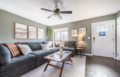 Hillside Horizon Firepit & BBQ w Views - Foto 2