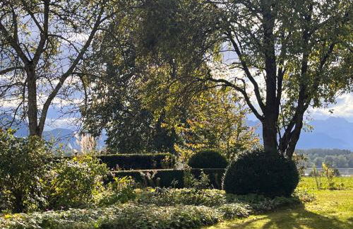 Chiemsee Exklusiv Ferienapartment Schneeganserhof - ein Refugium für längere erholsame Aufenthalte in Alleinlage am Chiemsee - Photo 3