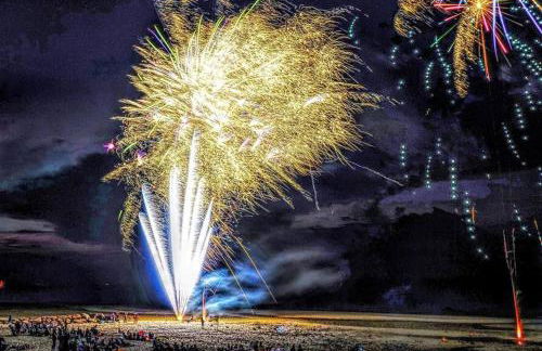 56Beachway-Private beach Refreshed in 2022 Cozy - Foto 38