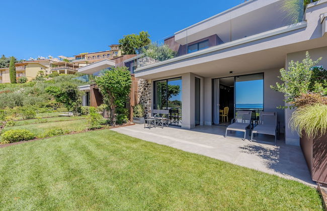 Hotel DeVille - Photo 58