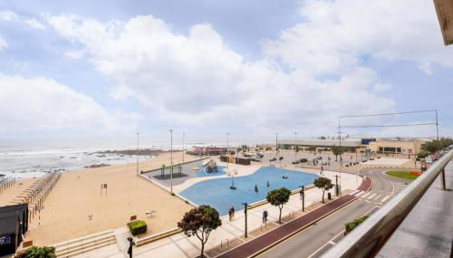 Beach Front Apartment Av dos Banhos - Foto 2