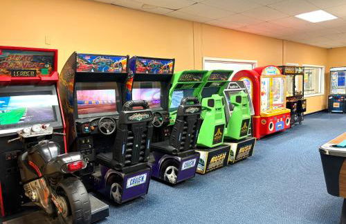 COZY LOON MOUNTAIN ESCAPE - Free shuttle, Pool, Hot tub, River&Mnt Views - Foto 30