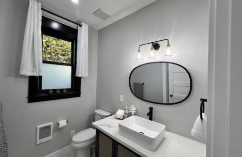 ADA Friendly and AC Little House on the Ferry - Foto 18