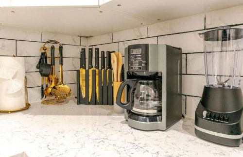 Golden Pearl with all you need within and around - Photo 16