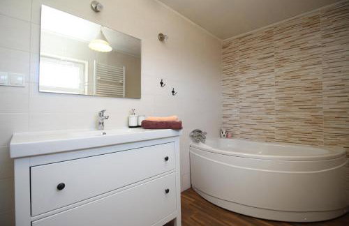 Villa Hrustika - heated pool, jacuzzi & sauna - Foto 33