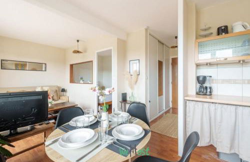 Charming quiet accommodation with balcony and parking - Foto 8