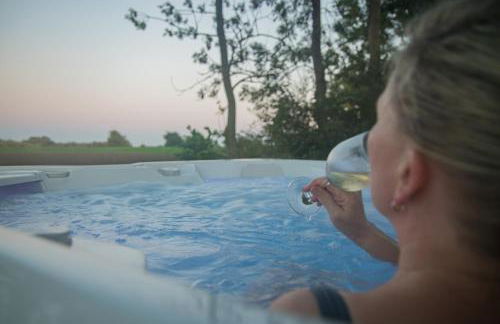 Liebevoll hinterm Deich - Ferienwohnungen - Foto 28