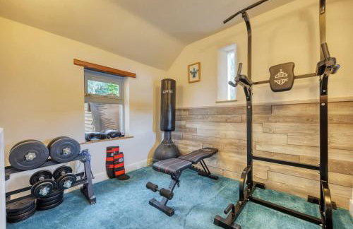 Cosy Lodge Getaway with Private Beach & Fireplace - Foto 16