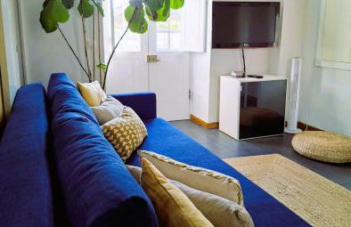 Apartamento acolhedor no centro da cidade, com pátio privado. - Photo 12