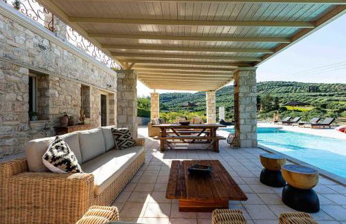 Villa Mantilari Wine Estate 7 Apartments 2 Private Pools 1 Heated Tennis Court Fitness Center - Foto 11