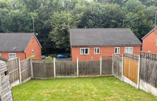 House - Sleeps 5 Private Parking & Pets Allowed - Foto 8