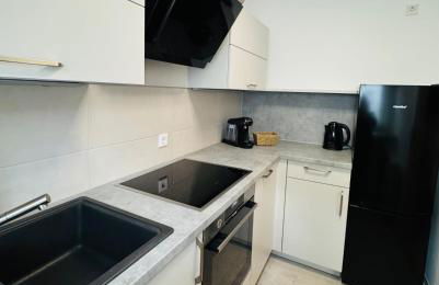 Modernes 2-Zi Apartment mit Terrasse und Garten - Foto 25