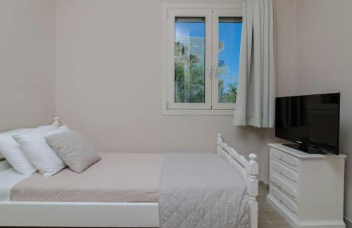 Villa Elizabeth - Seafront Classic Villa! - Foto 15