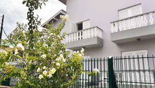 Flat duplex localização espetacular 2 quadras da praia - Foto 3