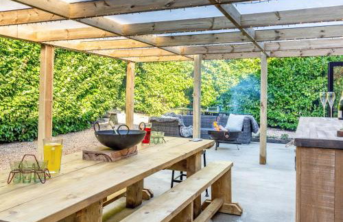 Old Shires Barn - Photo 34