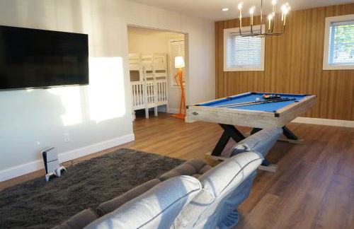 Riverside Home Near Beaches, Pier, downtown - Photo 28