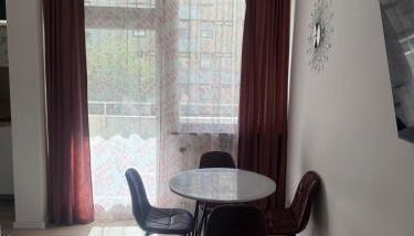 Apartment AS mit Balkon - Foto 2