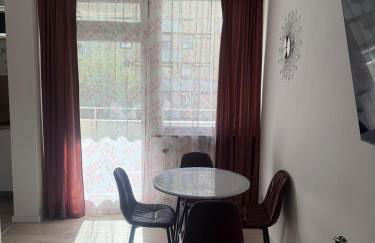 Apartment AS mit Balkon - Foto 1