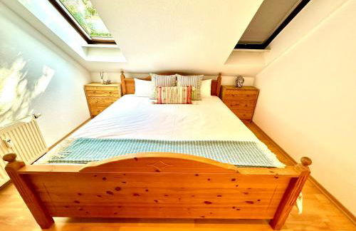 Fantastische Dachgeschosswohnung in Connewitz nahe Karli - Platz für bis zu 5 Personen - tolle Lage und öffentliche Verkehrsmittel - Foto 4