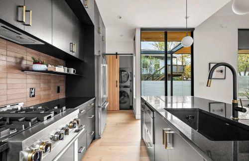 South 1st St Hideaway - 2 bedroom - DT ATX - Foto 3