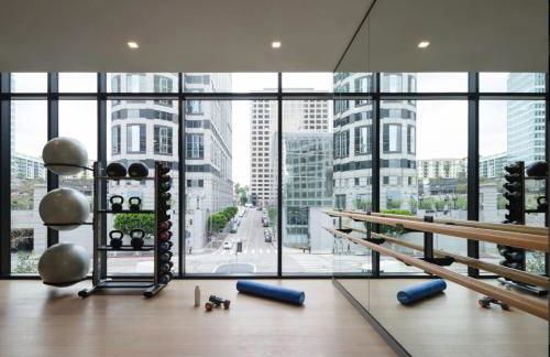 Sky High at Beaudry 2 Bed Apt WITH FREE PARKING - Foto 9