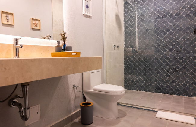 The Garden Suites - Photo 33