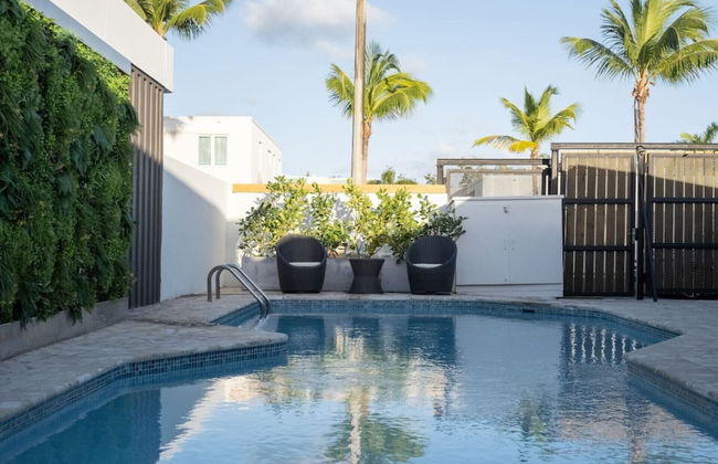 Vistamar Private Waterfront Home Pool - Photo 47