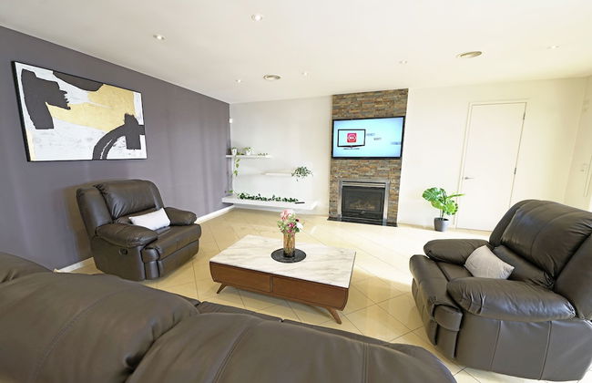 Luxury 7BRM Lakeside BigHouse Point Cook - Foto 29