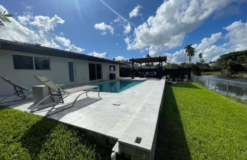 Modern pool home on the lake near Hardrock FLL airport - Foto 6
