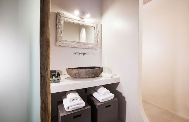 Nirome Luxury Suites - Foto 57