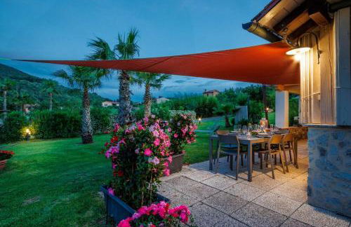 Entire Villa with Private Swimming Pool - Foto 18