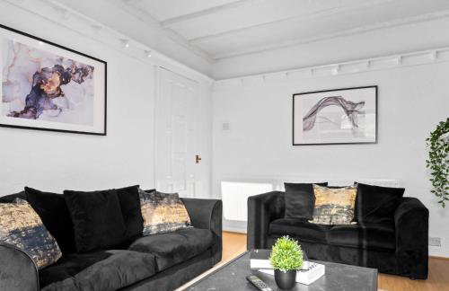 Stylish Four Bed House - 7 Guests - Garden - Parking - Netflix 802W - Foto 5