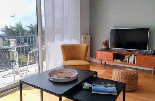 L'Océan à 100m via une venelle privée, la Ville Close à 500m, l'Archipel des Glénan à l'horizon - Photo 2