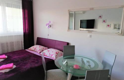 Lanterna Apartman-SelfCheckIns parking free - Foto 1