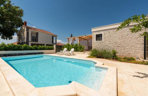 Apartment Varos with shared pool - Foto 7