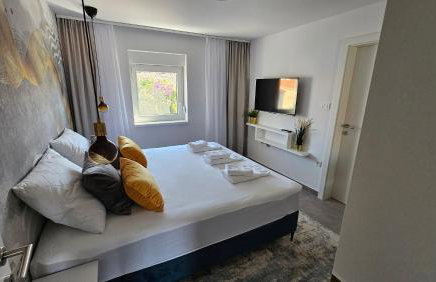 Blue Moon Apartment, now with Jacuzzi - Photo 34