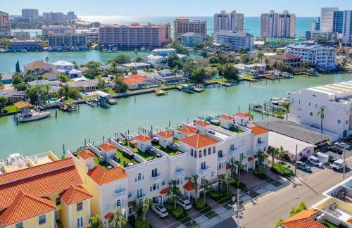 Clearwater Penthouse 5 min Beach walk Heated Pool - Foto 41