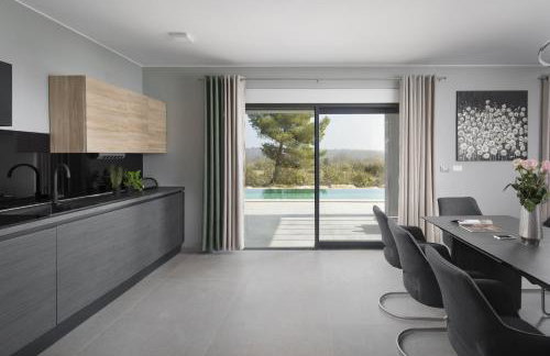 Villa Infinity near Pula for 8 persons with 68 m2 private pool, sauna & kids playground - Foto 12