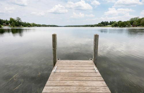 Central Lake Cozy Retreat AC Boat Launch Fire Pit - Foto 3