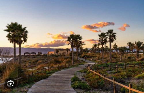 Piso familiar en El Toyo - Foto 43