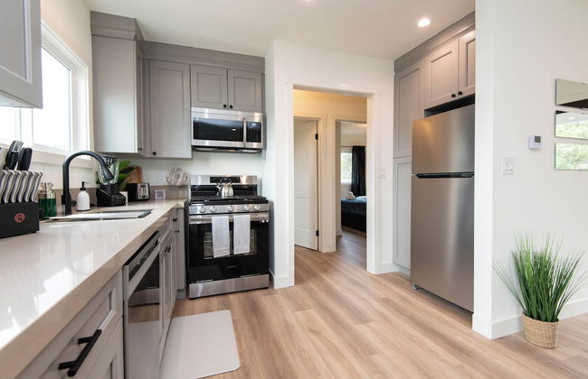 Cozy Apartment in Atwater Village - Photo 10