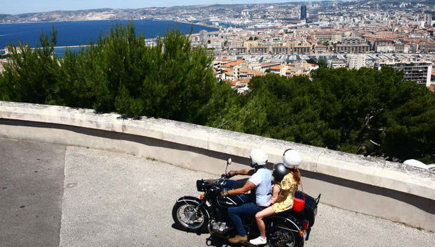 Balade privée en side-car dans Marseille - Photo 5