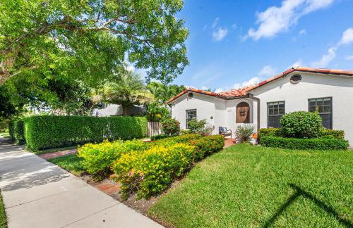 Spanish 4BR Compound w Casita & Private Yard - Foto 38