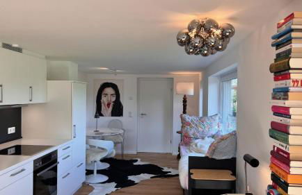 CR25 - more than a room - Photo 12