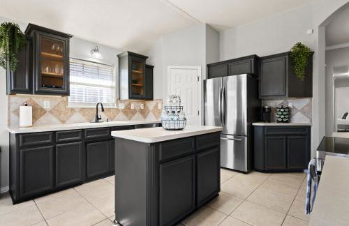 Luxurious MTZ Homes Modern Style - Foto 11