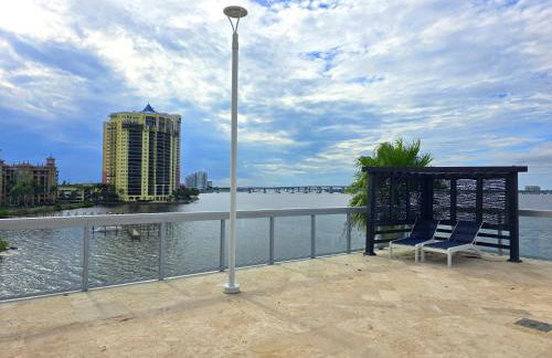 Luxury 2BR in Downtown Fort Myers Pool & Terrace - Foto 38