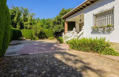 Casa San Rafael, magnífico chalet con gran jardín - Foto 17