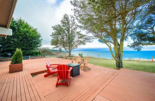 Oceanfront Family Retreat - Foto 34