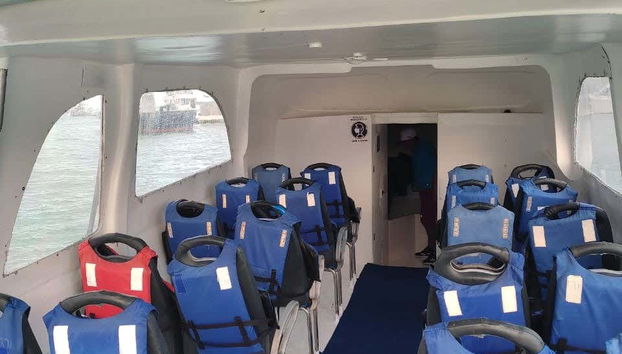 L'interno dell'imbarcazione su cui viaggeremo